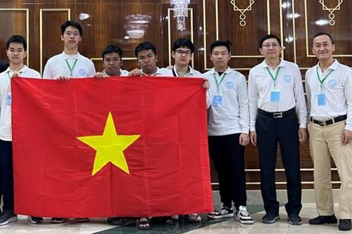 6/6 học sinh Việt Nam đoạt huy chương Vàng tại Olympic Giao lưu Toán học Turkmenistan