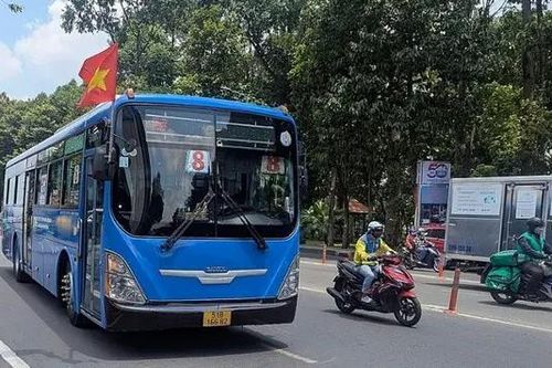 TP.HCM miễn phí vé xe buýt trong ngày 30/4