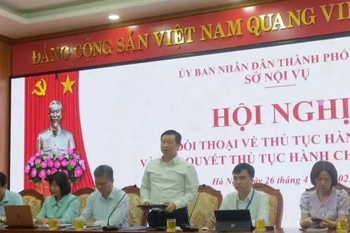Đối thoại gỡ khó thủ tục hành chính cho doanh nghiệp