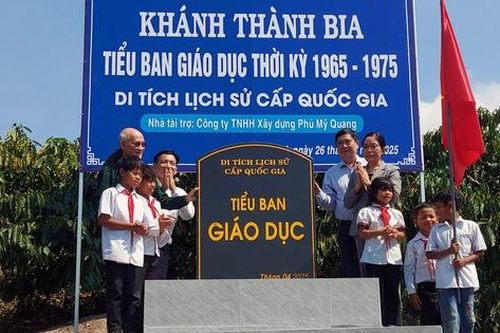 Tri ân thế hệ 'nhà giáo - chiến sĩ' góp phần đấu tranh thống nhất đất nước