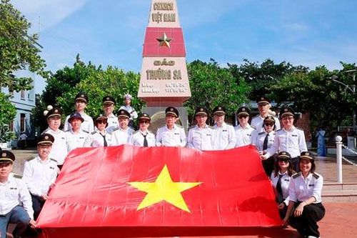 Đoàn công tác số 11 hoàn thành xuất sắc chuyến thăm quần đảo Trường Sa và nhà giàn DK1