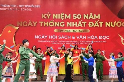 Học sinh Nguyễn Siêu sôi nổi hưởng ứng Ngày hội Sách và Văn hóa đọc