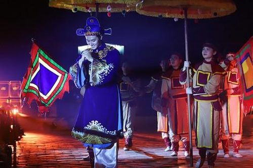 Trải nghiệm 'Một đêm hóa sĩ tử' tại Văn Miếu – Quốc Tử Giám
