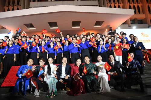 TP Hồ Chí Minh: Viết tiếp câu chuyện hòa bình