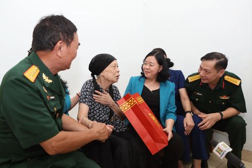 Hà Nội đề xuất hỗ trợ đặc thù cho người có công mức 1,5 triệu đồng/tháng từ 1/4/2025