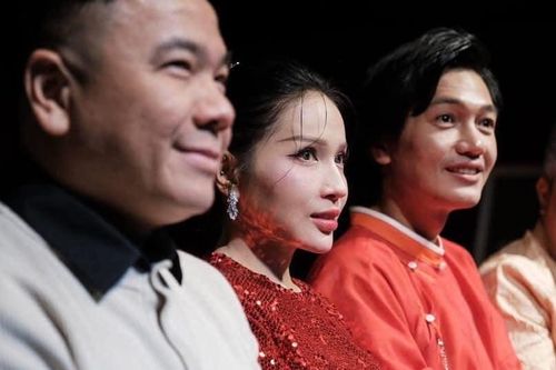 Cú sốc của Nhất Trung