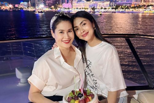 Tăng Thanh Hà mừng sinh nhật Thân Thúy Hà trên du thuyền