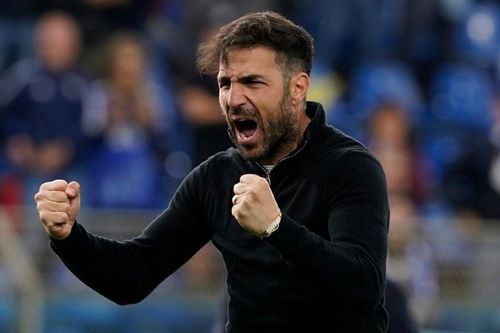 Kỳ tích của HLV Fabregas