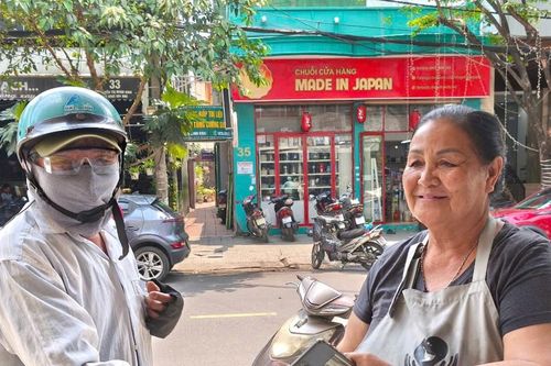 'Trạm cơm 2k' cho người nghèo, người khuyết tật