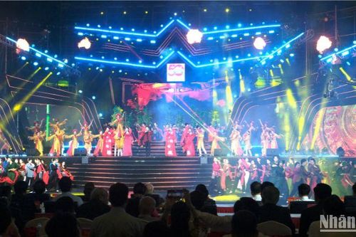 Cần Thơ – Viết tiếp bản bản hùng ca mùa xuân