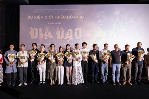 Chiếu phim và triển lãm mừng 50 năm Ngày Giải phóng miền nam, thống nhất đất nước