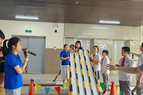 Học sinh thỏa sức sáng tạo trên 'đường đua' Amazing Race