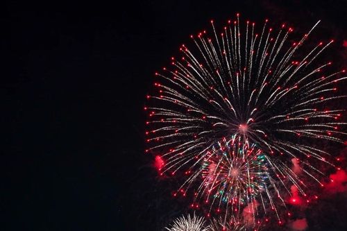 21h30 hôm nay, TPHCM tiếp tục bắn pháo hoa tầm cao