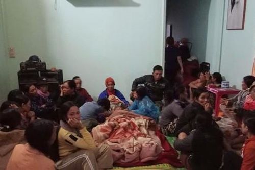 Sét đánh khiến 2 vợ chồng thương vong