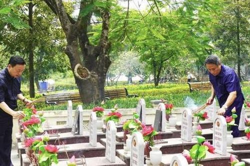 Lãnh đạo Đảng, Nhà nước thăm gia đình chính sách, tri ân liệt sĩ ở Quảng Trị