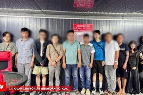 Triệt xóa tụ điểm tổ chức chơi Poker thắng thua bằng tiền