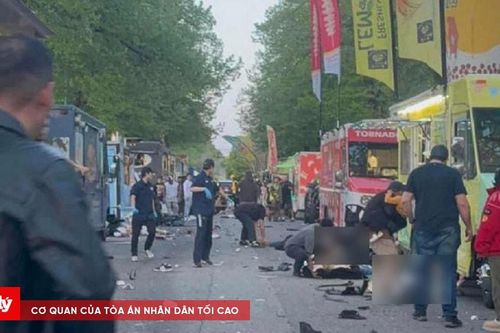 Xe lao vào lễ hội đường phố ở Vancouver khiến nhiều người thiệt mạng