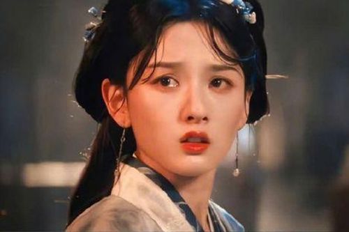 Tống Tổ Nhi tái xuất với Khom Lưng, có gì mà được kỳ vọng đánh bật Vô Ưu Độ?