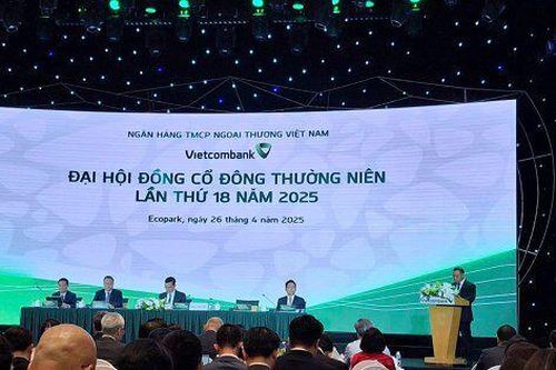 Chủ tịch Nguyễn Thanh Tùng: Danh mục khách hàng FDI lớn, Vietcombank sẽ chịu tác động mạnh hơn ngân hàng khác về thuế quan của Mỹ