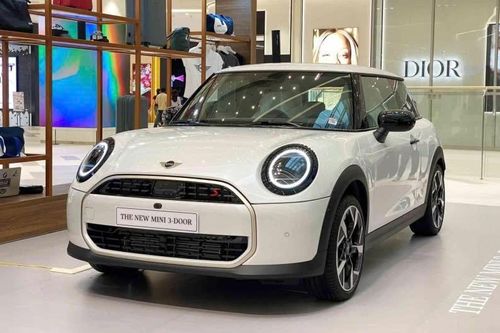 MINI Cooper 2025 trình làng thị trường Việt, giá từ 2,099 tỷ đồng