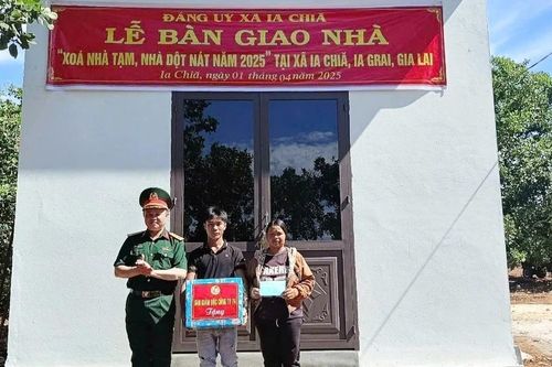 Nhiều cách làm hay trong xóa nhà tạm, nhà dột nát ở Công ty 74
