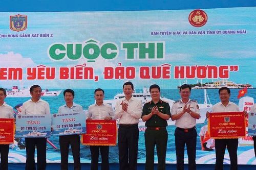 Quảng Ngãi: Sôi nổi cuộc thi 'Em yêu biển, đảo quê hương'