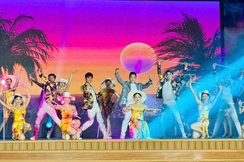 Bùng nổ du lịch hè Cô Tô 2025 ngay từ Lễ khai mạc sôi động, ấn tượng