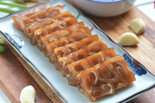 Cách làm thạch da lợn trong vắt, hương vị độc đáo