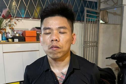 Bắt đối tượng dùng súng bắn khách hát karaoke