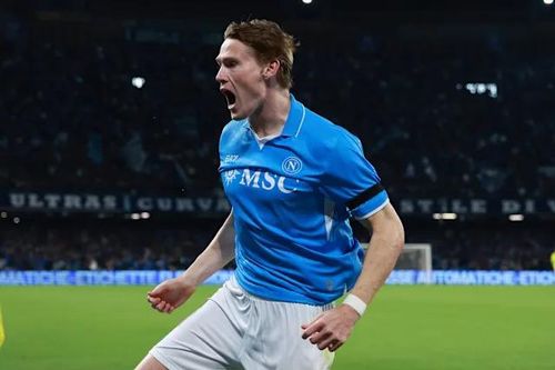Chiêm ngưỡng cú đúp của McTominay