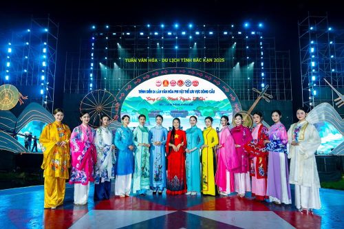 NTK Vũ Thảo Giang trình diễn 6 BST lấy cảm hứng từ di sản văn hóa