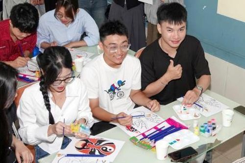 Nhiều hoạt động hấp dẫn tại Ngày Tiếng Trung Quốc tế 2025