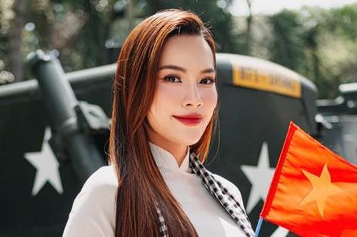 Hoa hậu Lê Hoàng Phương hóa thân thành 'nàng thơ tháng Tư', hưởng ứng chào mừng Đại lễ 30/4
