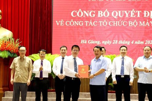 Ông Nguyễn Trung Thu giữ chức Tổng Biên tập Báo Hà Giang sau sáp nhập