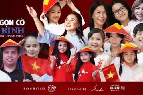'Dưới ngọn cờ' rực rỡ tinh thần tự hào dân tộc