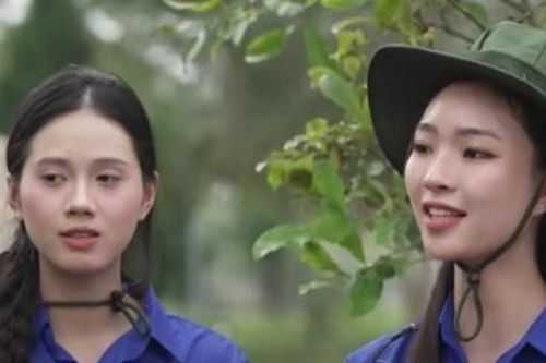 Thí sinh Hoa hậu Việt Nam đọc thư của liệt sĩ Lê Văn Huỳnh gây xúc động