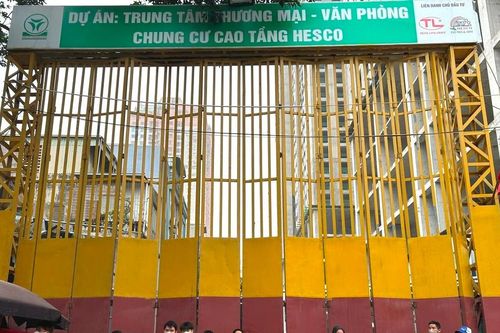Người mua nhà mắc kẹt vì mâu thuẫn giữa chủ đầu tư và đơn vị phân phối