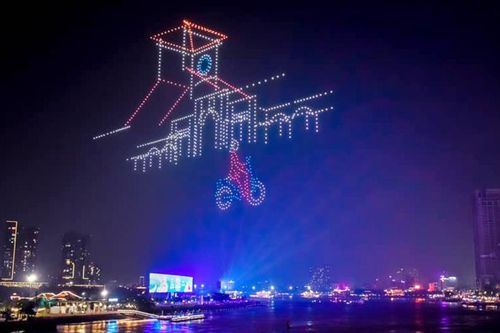Tối nay tổng duyệt trình diễn 10.500 drone trên bầu trời TPHCM
