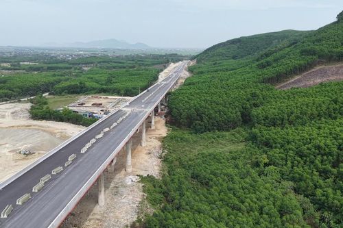 Từ 18h tối nay có thể chạy thẳng cao tốc từ Hà Nội đi Hà Tĩnh