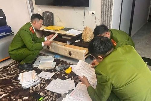 Kéo băng rôn, kích động gây rối, hai người phụ nữ bị đề nghị truy tố