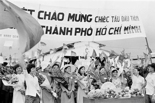 Chuyến tàu biển đầu tiên với hành trình biểu tượng của sự thống nhất