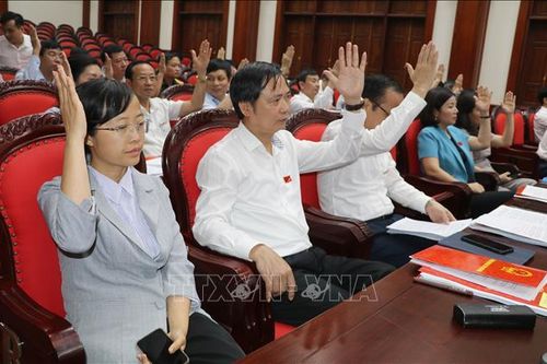 Tạo đà và động lực mới cho phát triển kinh tế