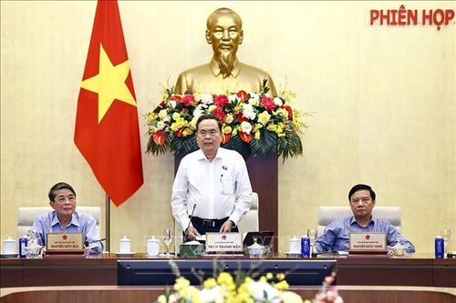 Bế mạc Phiên họp thứ 44 Ủy ban Thường vụ Quốc hội khóa XV
