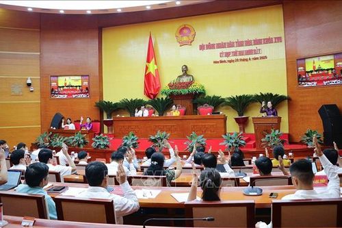 Hội đồng nhân dân tỉnh Hòa Bình thông qua các nghị quyết về sắp xếp tỉnh, xã