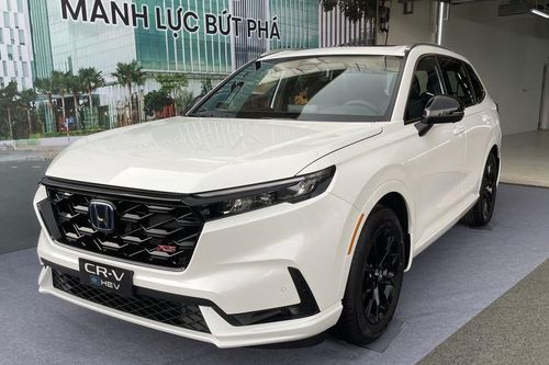 Vì sao xe ô tô động cơ lai hybrid làm khách hàng Việt quan tâm
