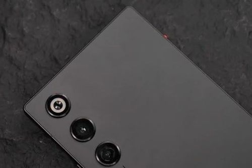 Tuyệt phẩm smartphone gaming cấu hình mạnh bậc nhất thế giới, thiết kế ấn tượng, pin 6.000mAh, giá hơn 12 triệu đồng