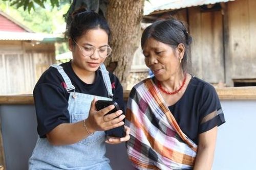 Những người 'gieo mầm số' giữa đại ngàn Đakrông