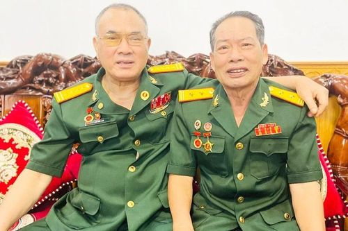 Về lại chiến trường xưa trong niềm vinh dự, tự hào