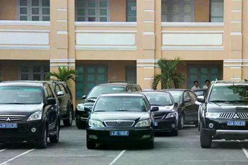Đấu giá 10 ô tô công, có xe giá khởi điểm chỉ 14 triệu đồng