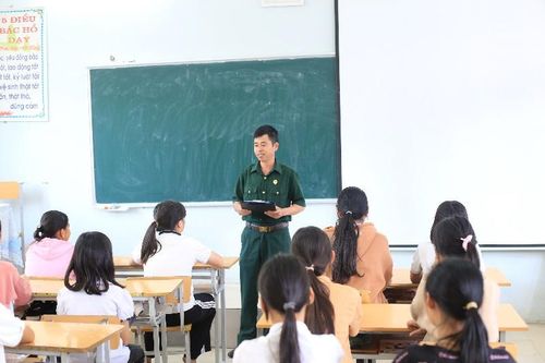 Phát huy phẩm chất Bộ đội Cụ Hồ